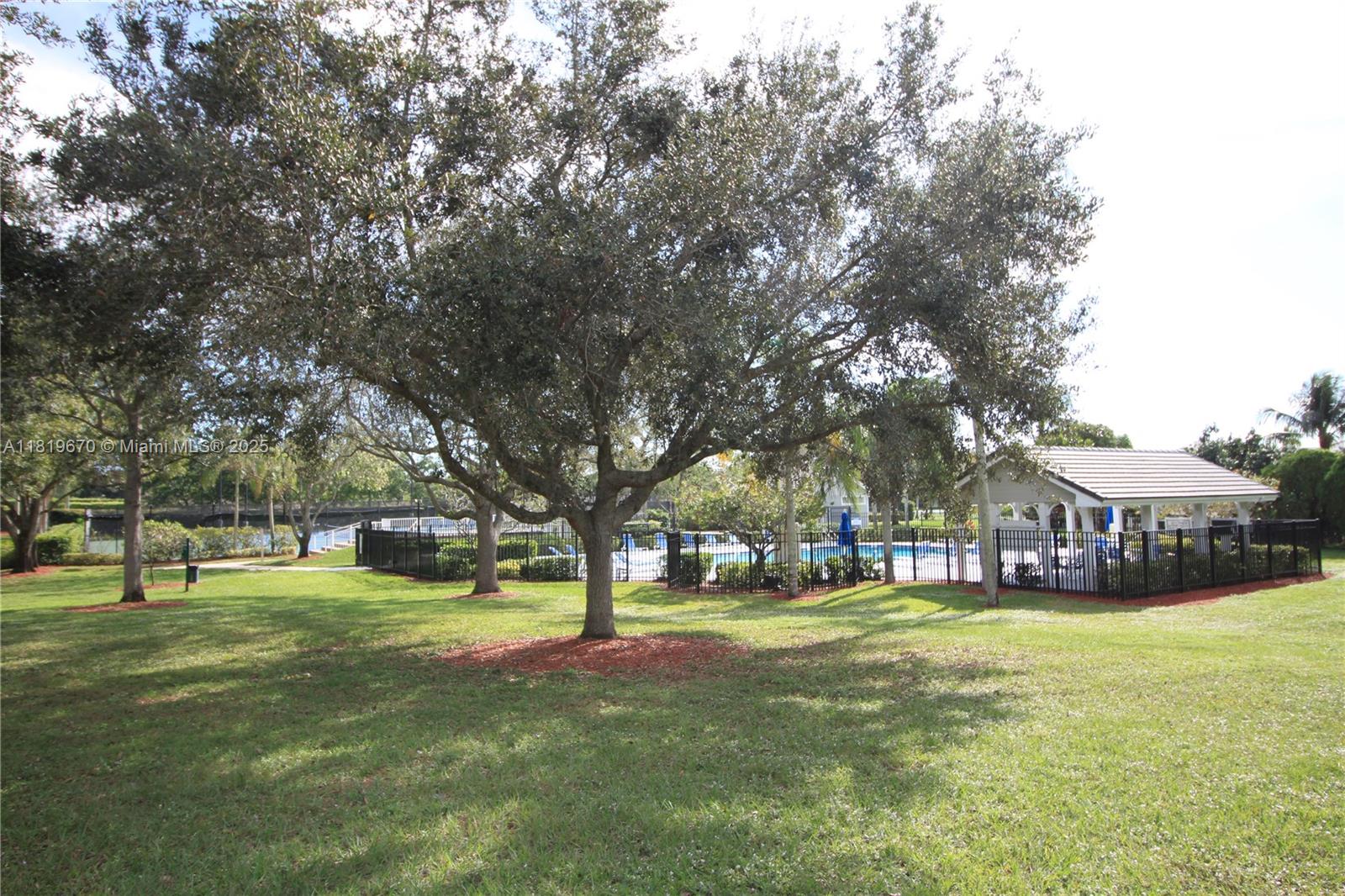 3320 Maple Ln