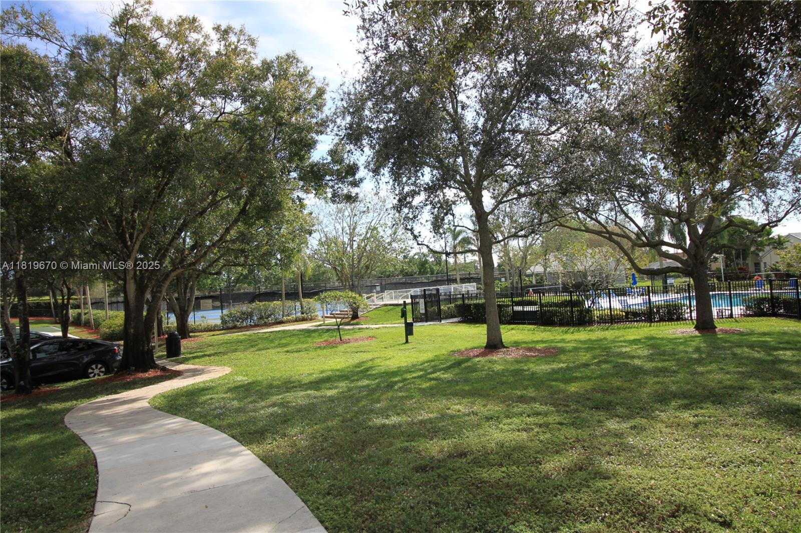 3320 Maple Ln