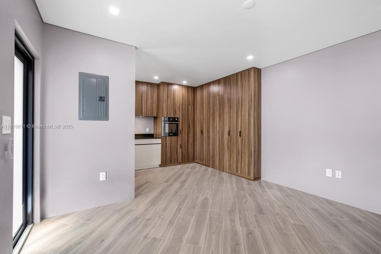 8931 NE 2nd Ave # N2