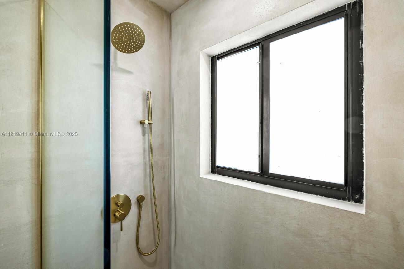 8931 NE 2nd Ave # N2