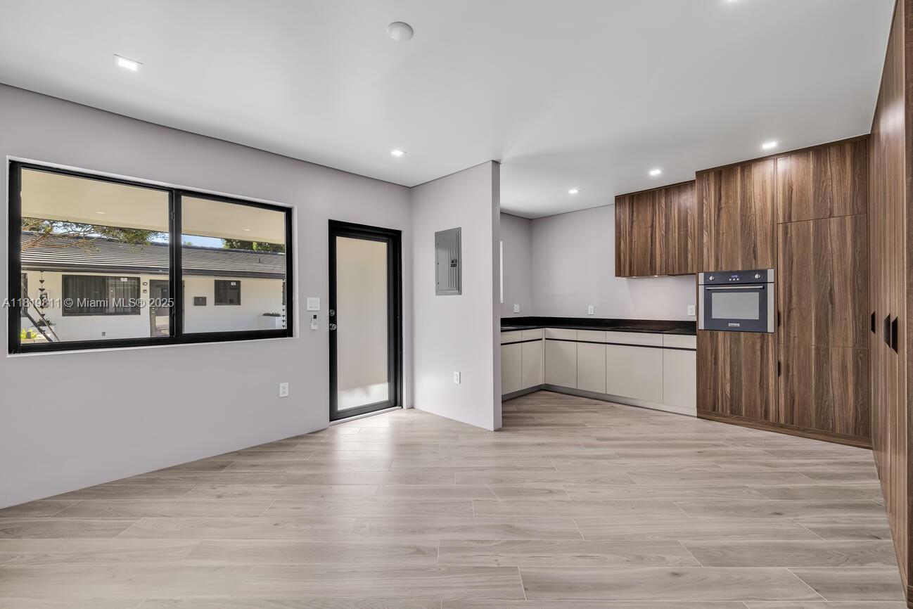 8931 NE 2nd Ave # N2