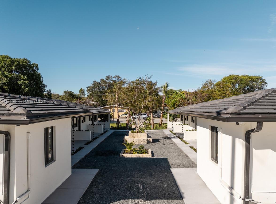 8931 NE 2nd Ave # N2