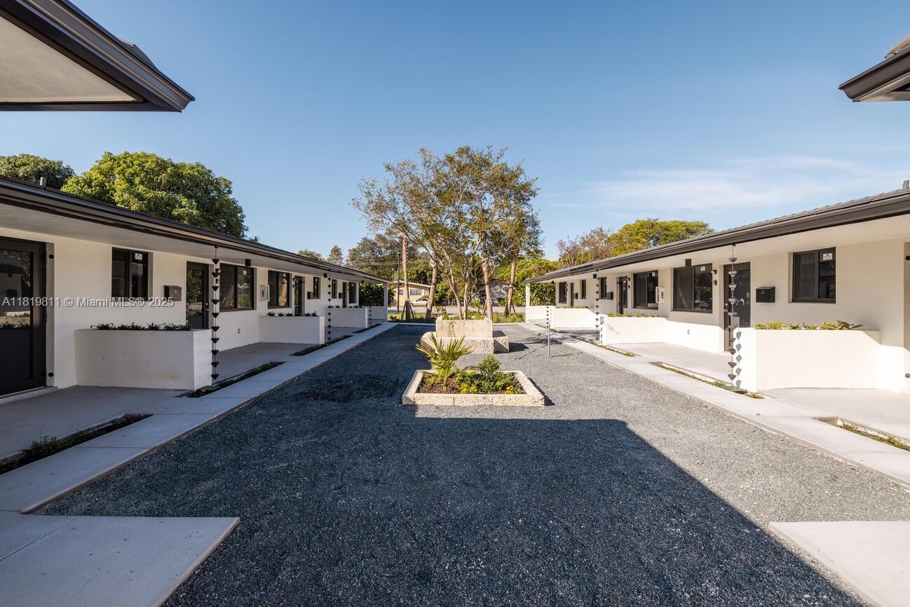 8931 NE 2nd Ave # N2