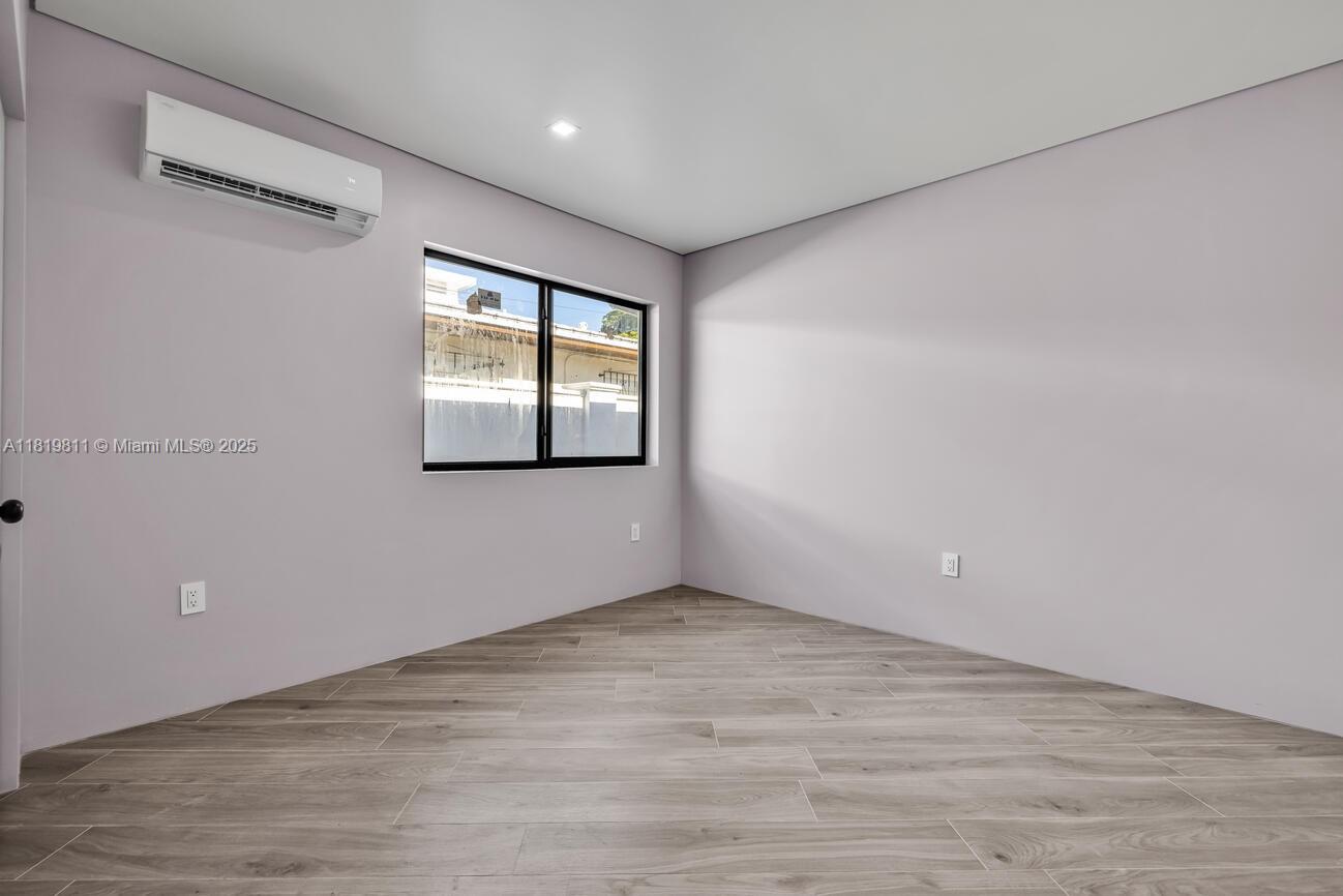 8931 NE 2nd Ave # N2