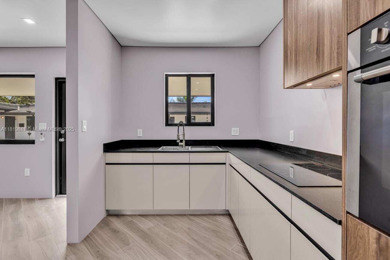 8931 NE 2nd Ave # N2