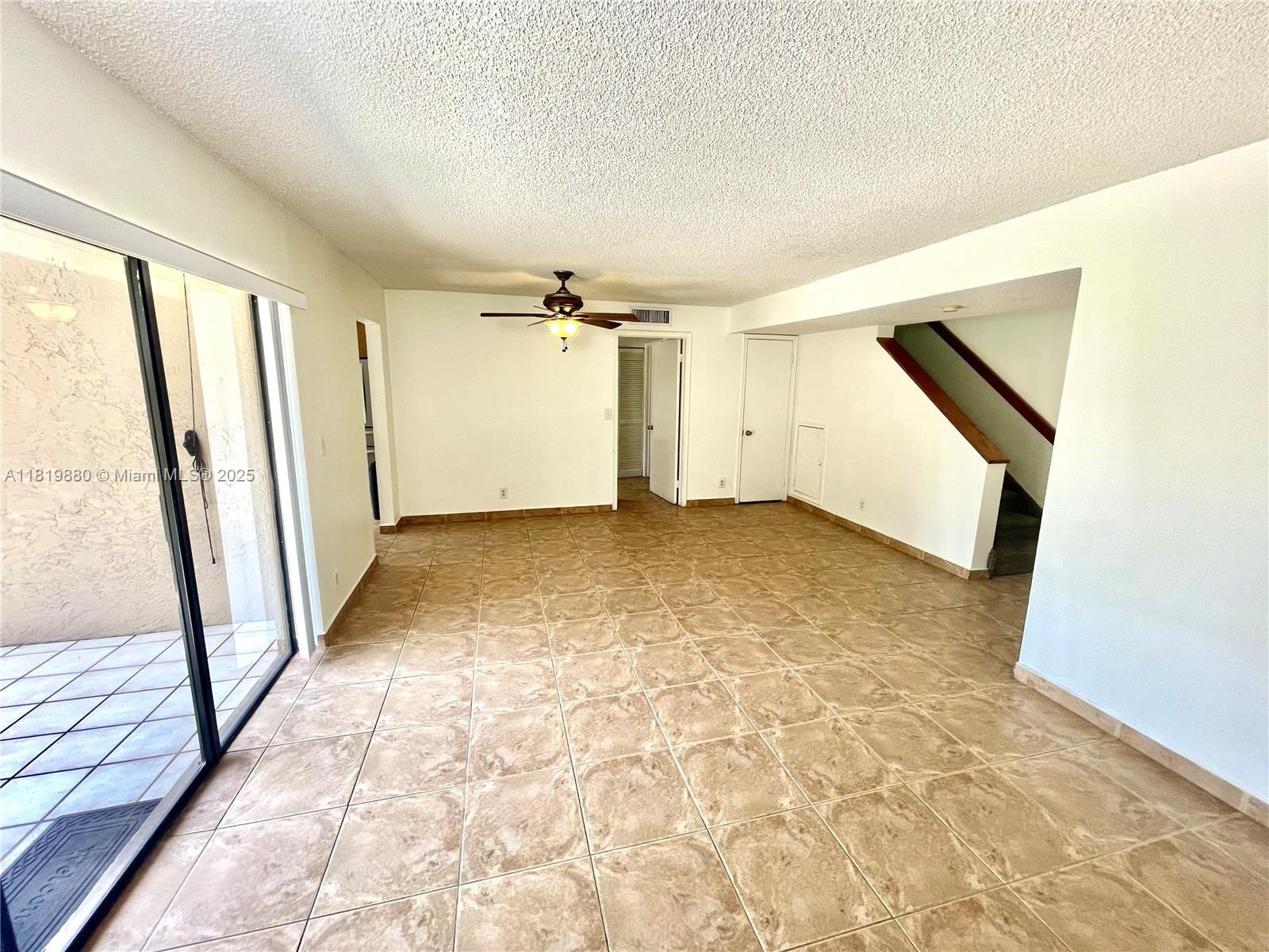 3814 NW 23rd Ct