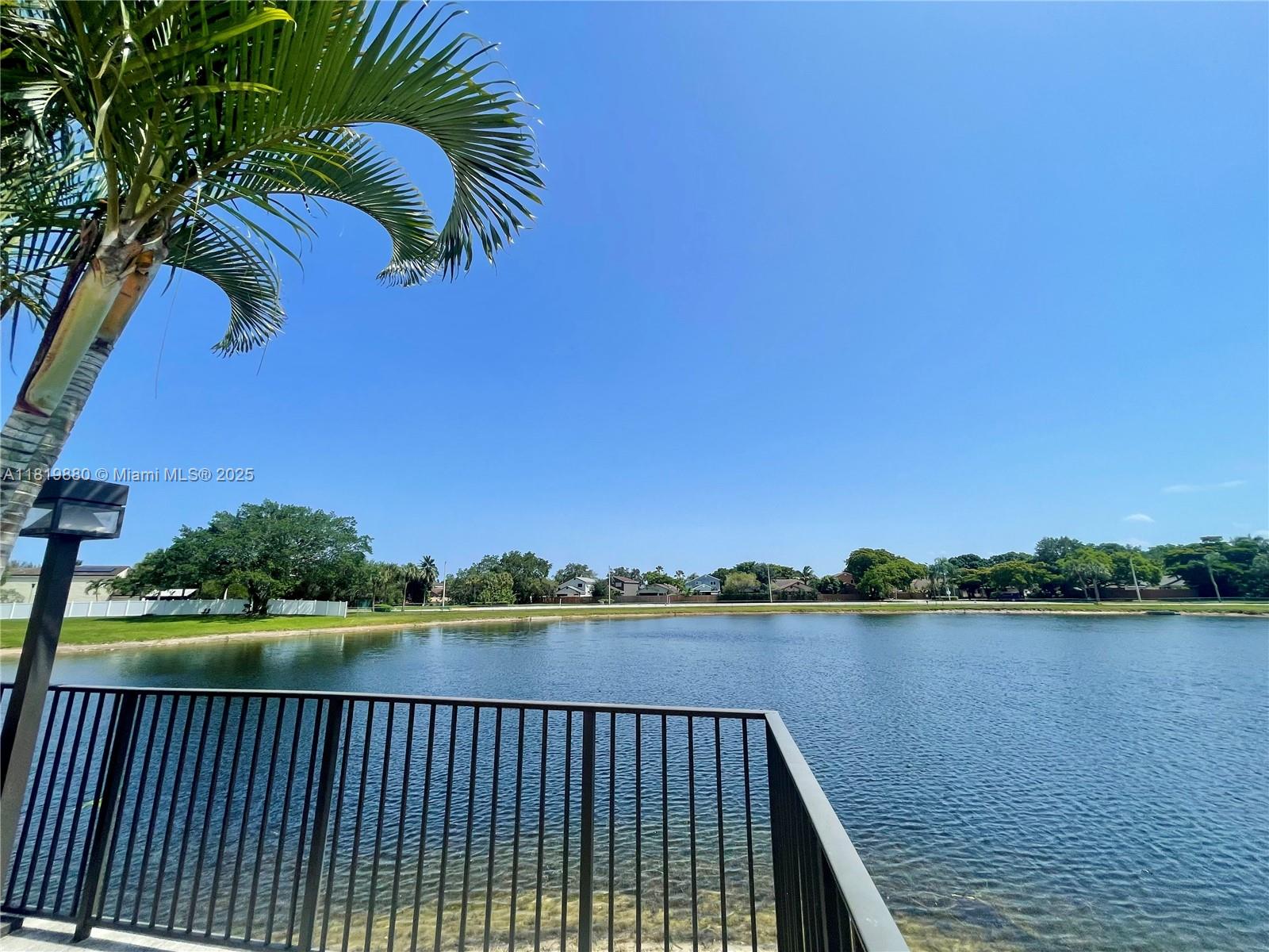 3814 NW 23rd Ct