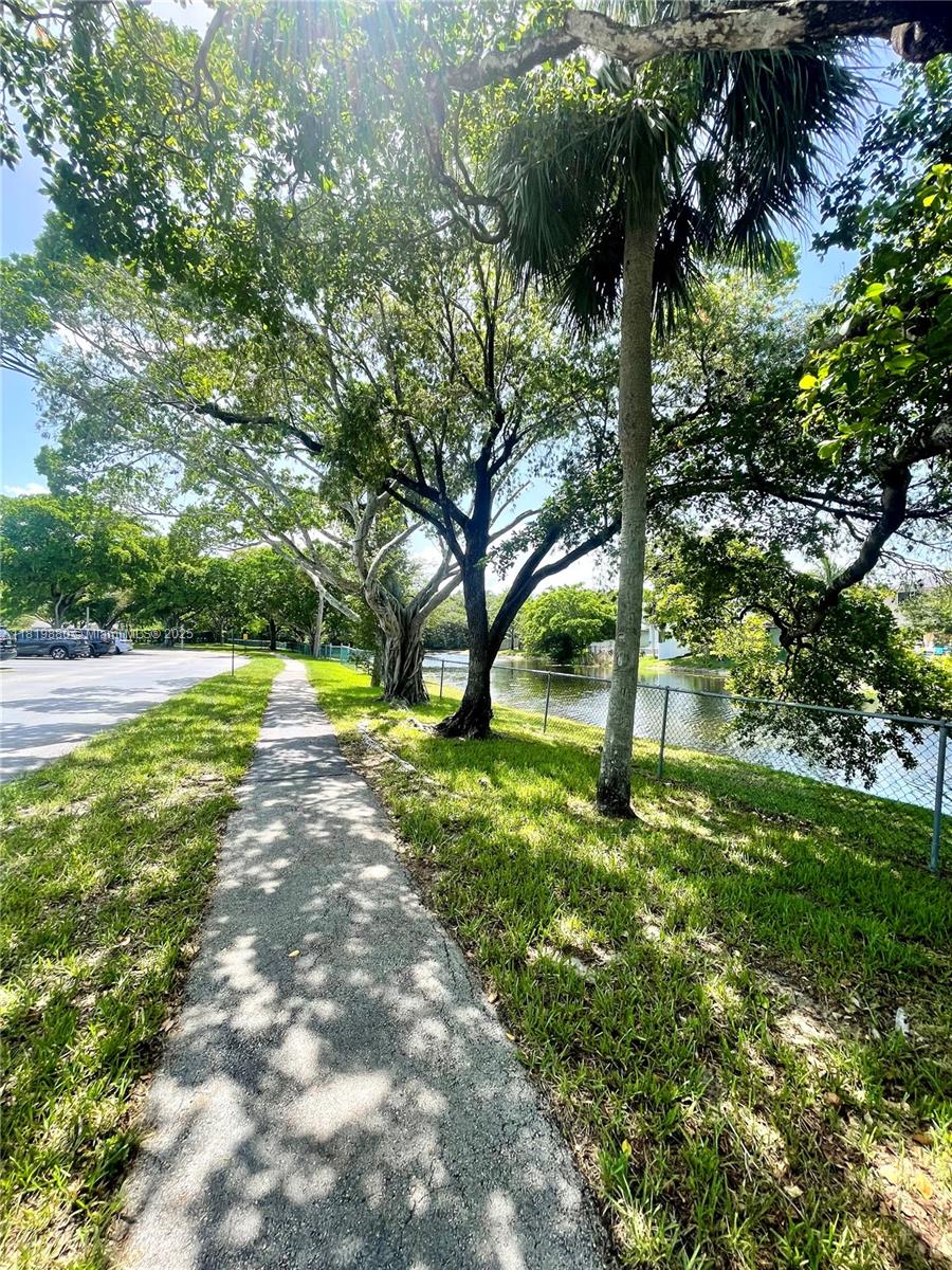 3814 NW 23rd Ct