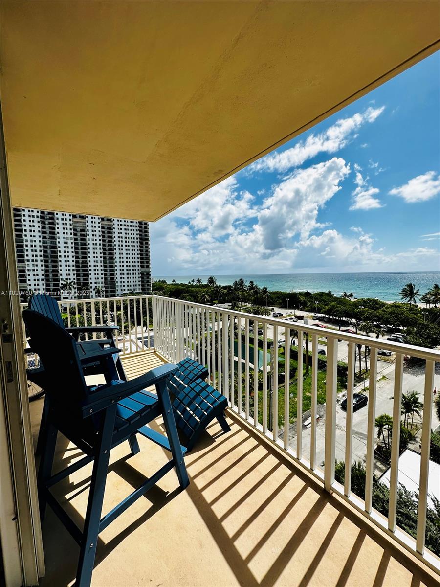 1401 S Ocean Dr # 803