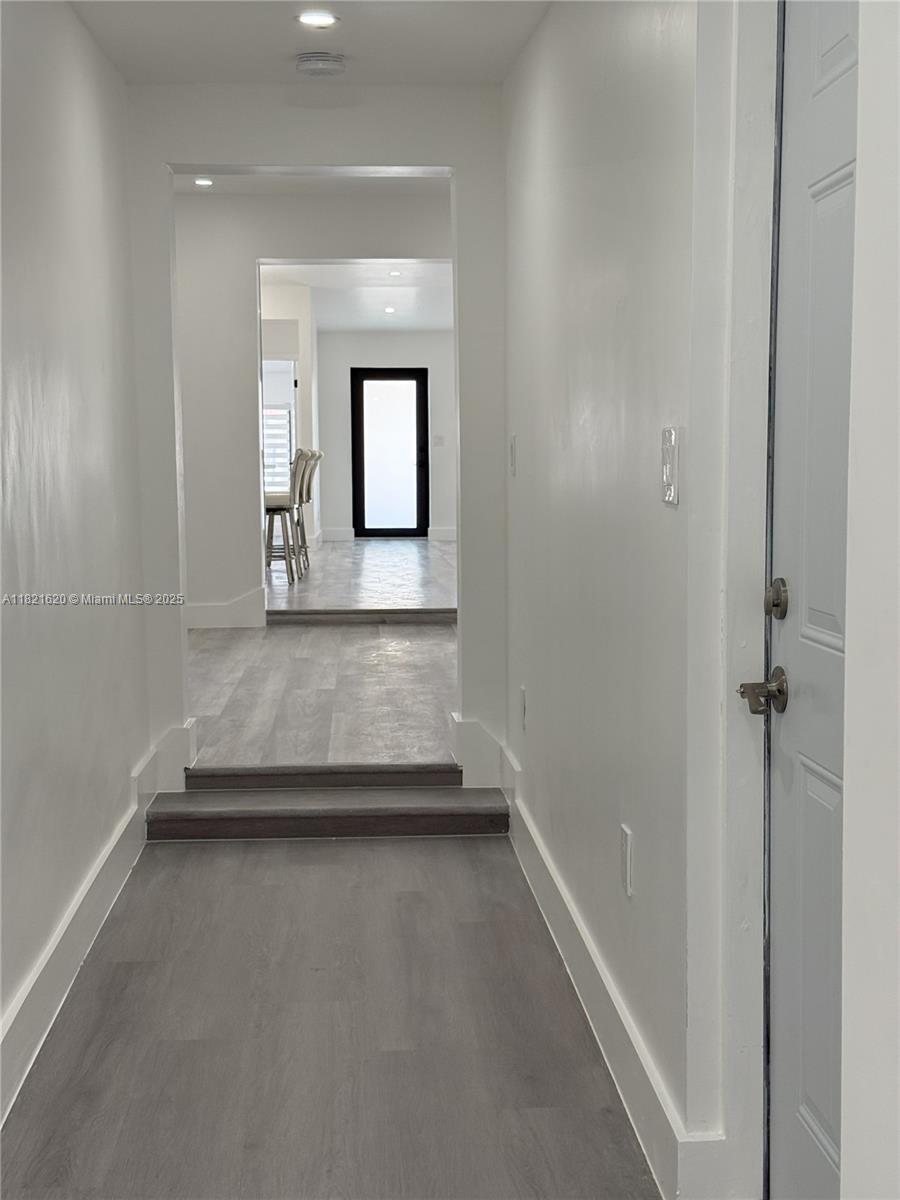 240 SW 55th Ave