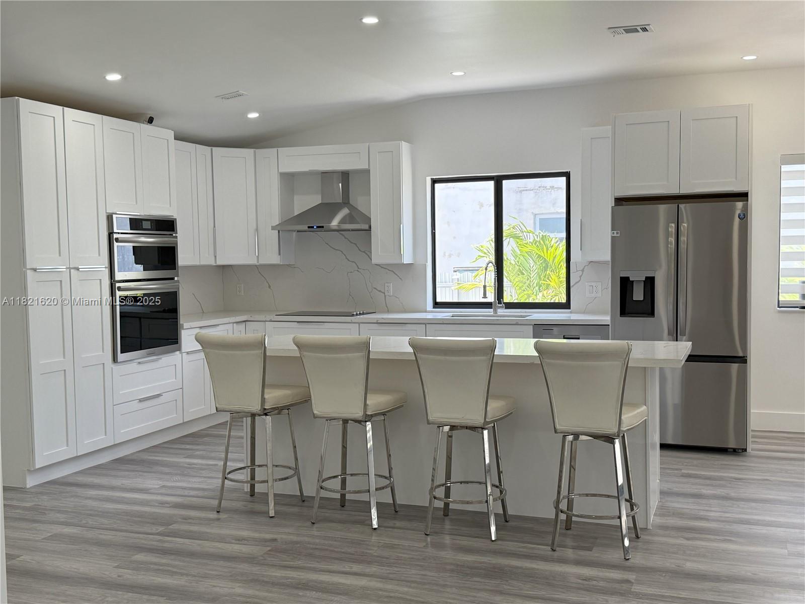 240 SW 55th Ave