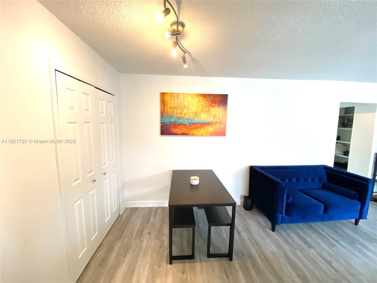 734 Meridian Ave # 4R