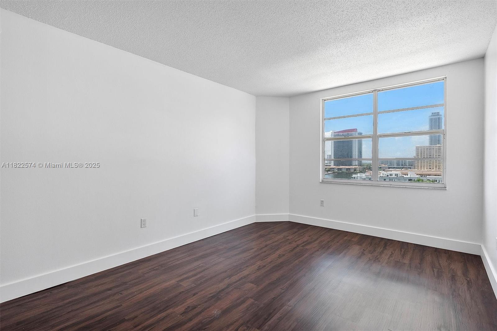 1965 S Ocean Dr # 6Q