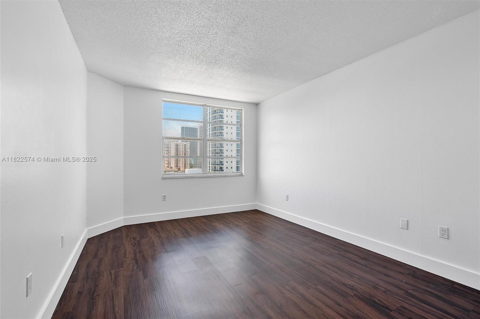 1965 S Ocean Dr # 6Q