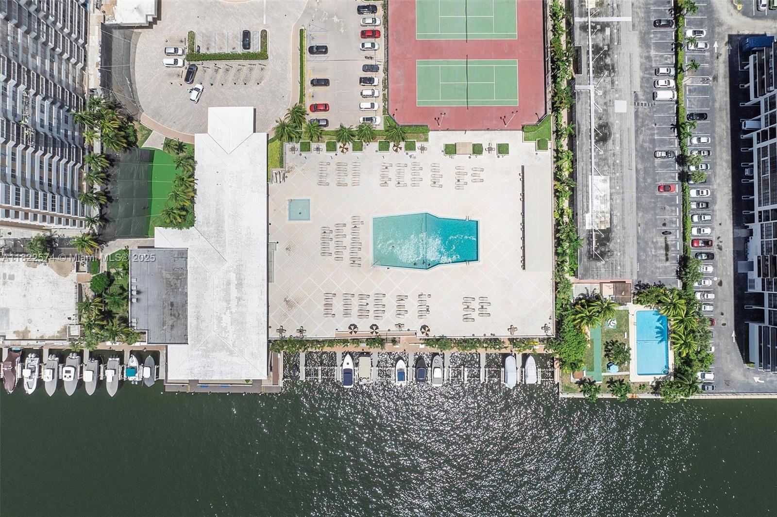 1965 S Ocean Dr # 6Q