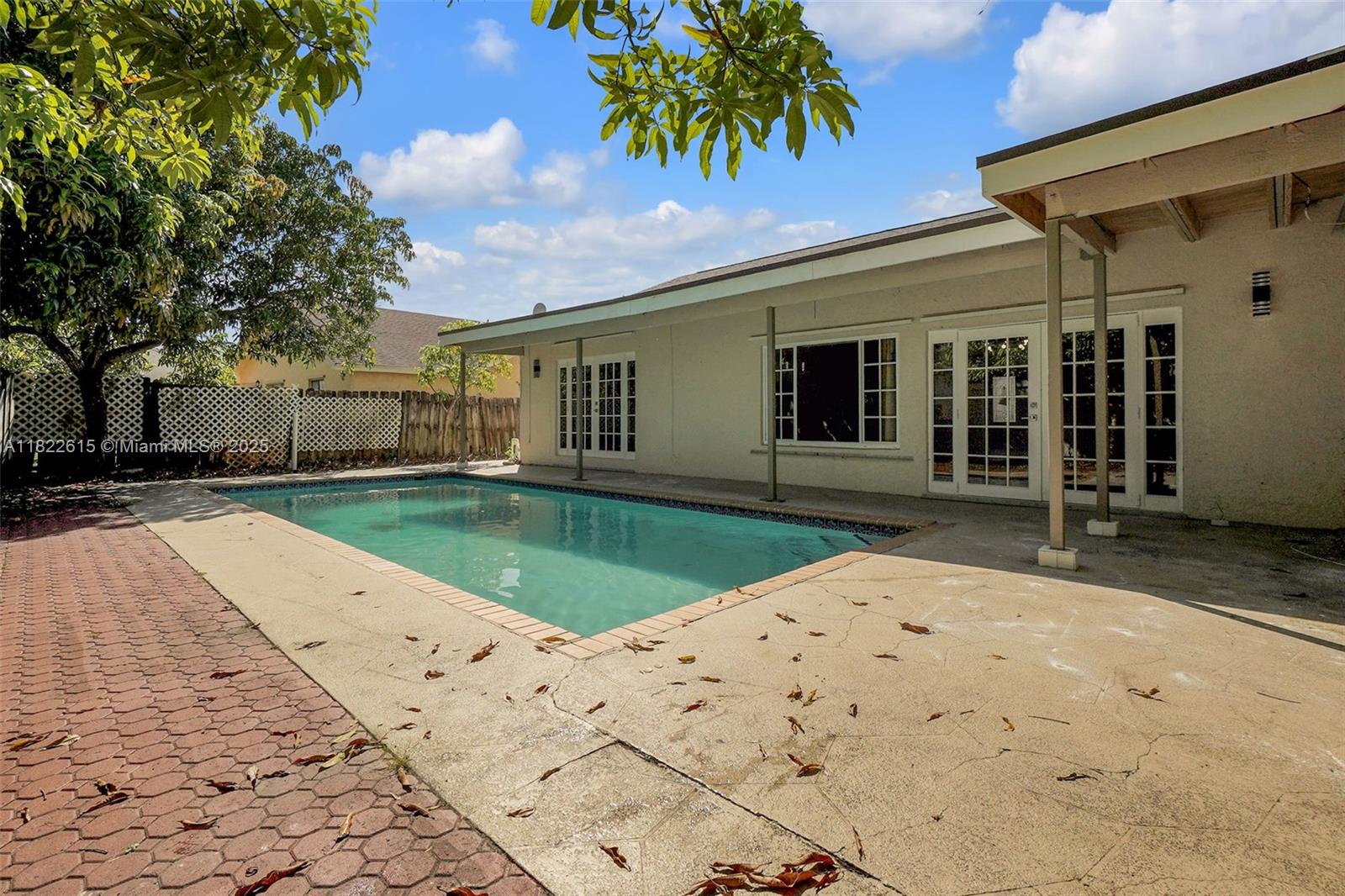 7220 NW 44th Ct