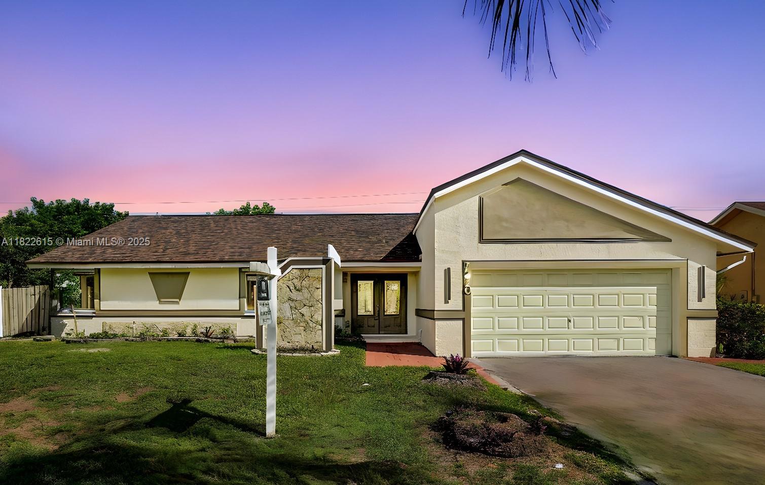 7220 NW 44th Ct