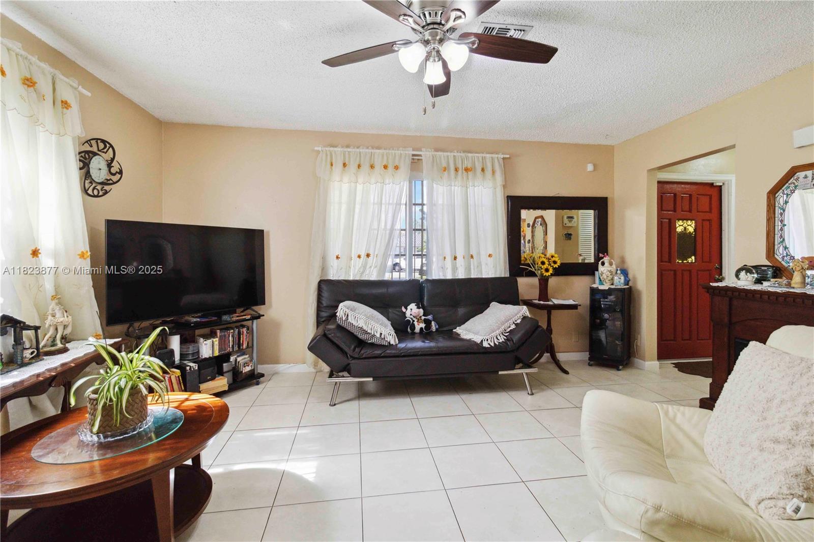 11301 NW 39th St