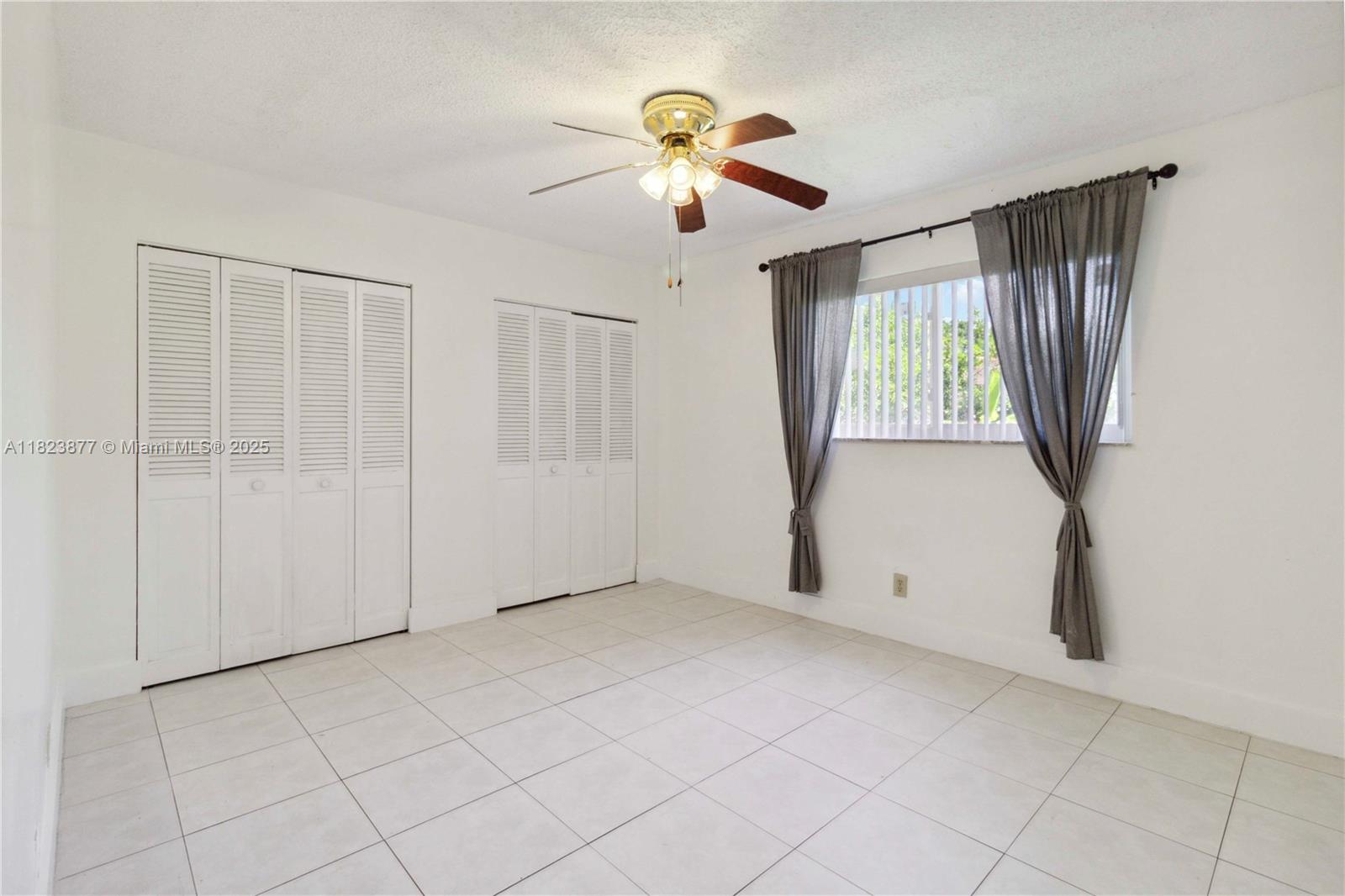11301 NW 39th St