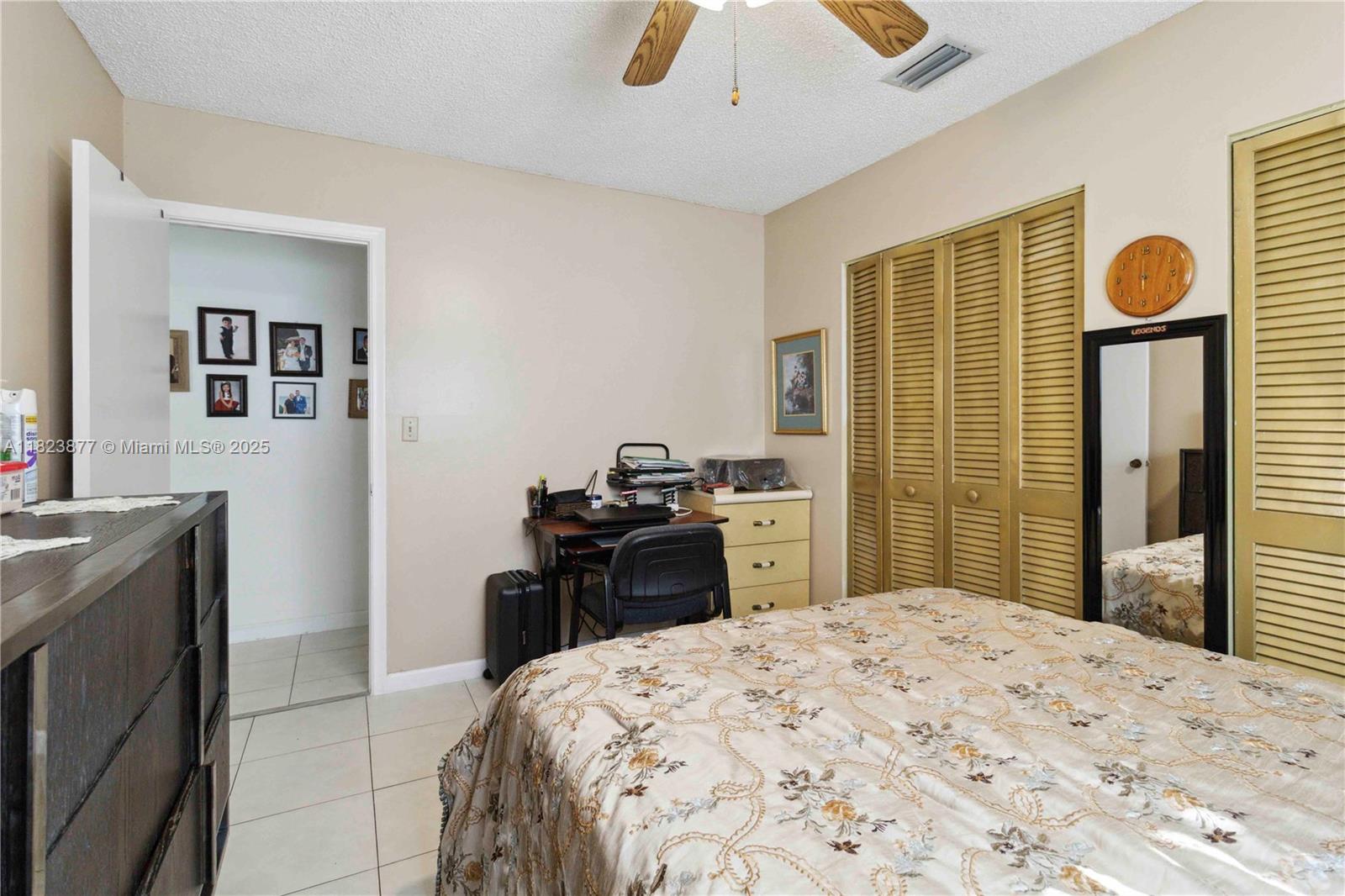 11301 NW 39th St