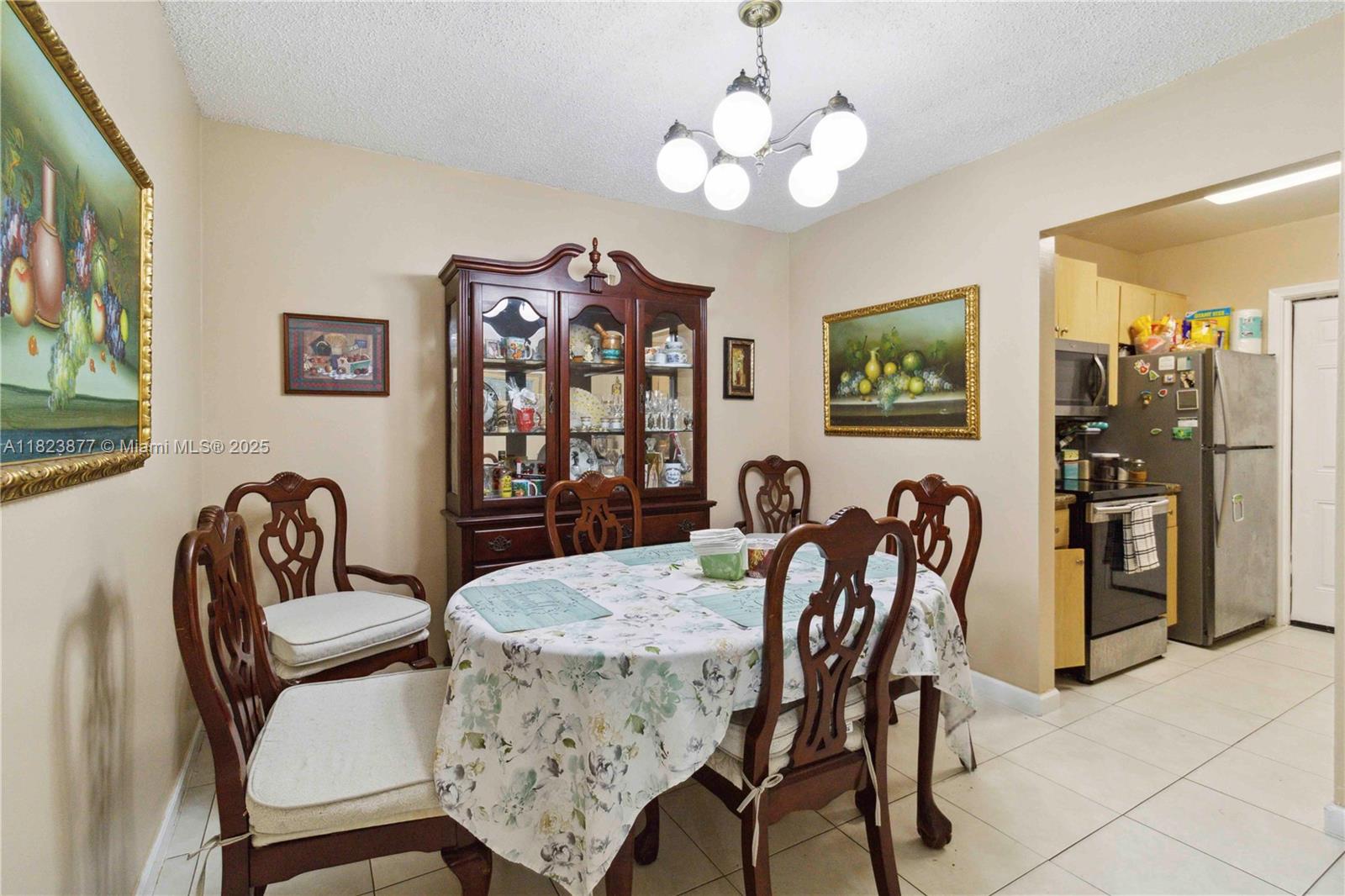 11301 NW 39th St