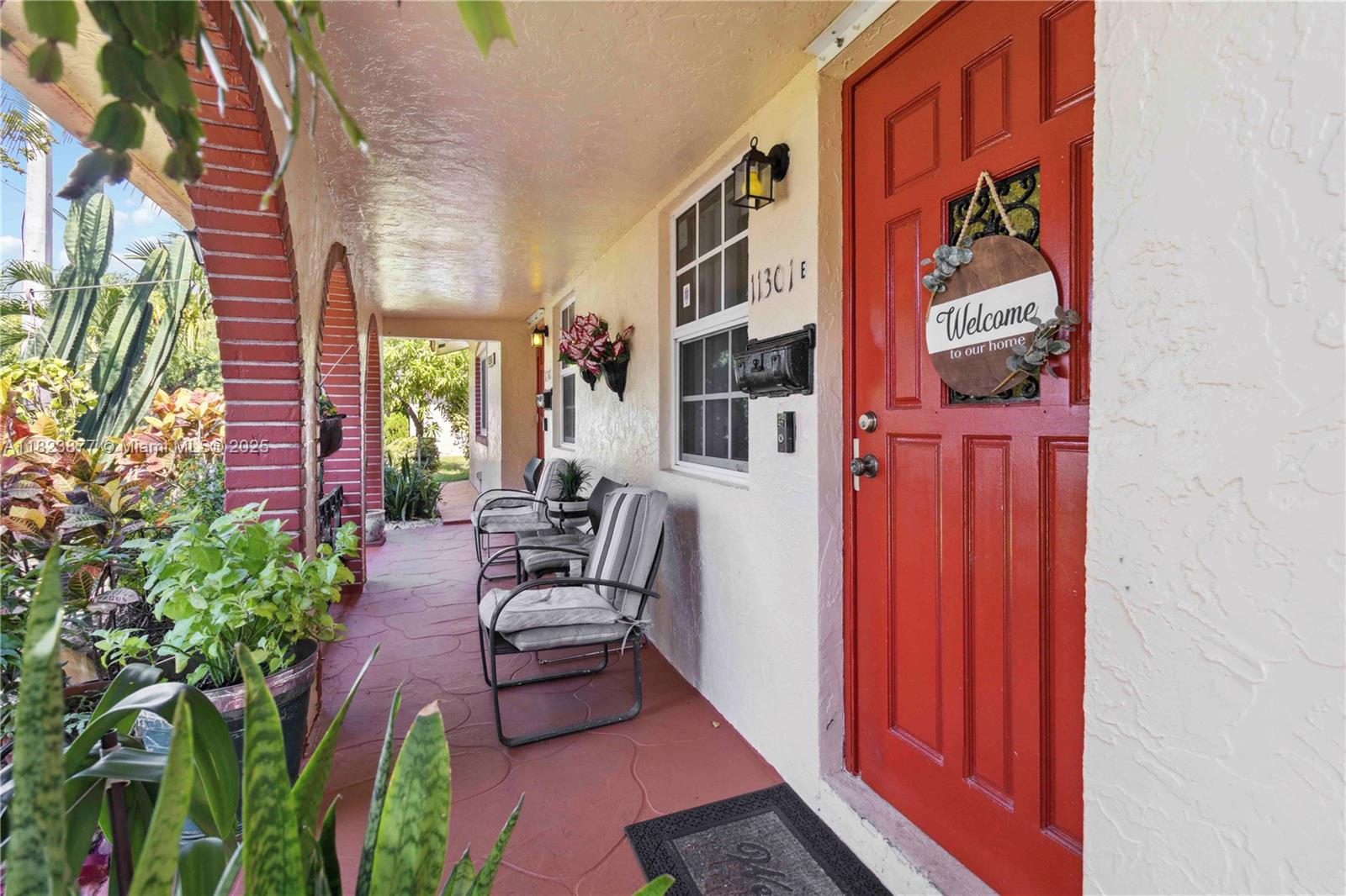 11301 NW 39th St