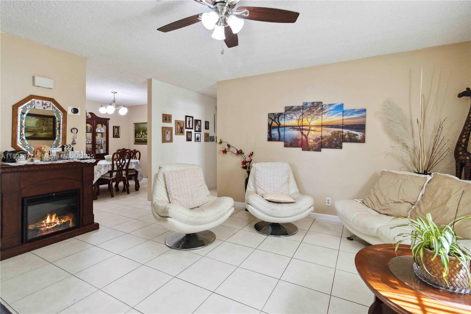 11301 NW 39th St