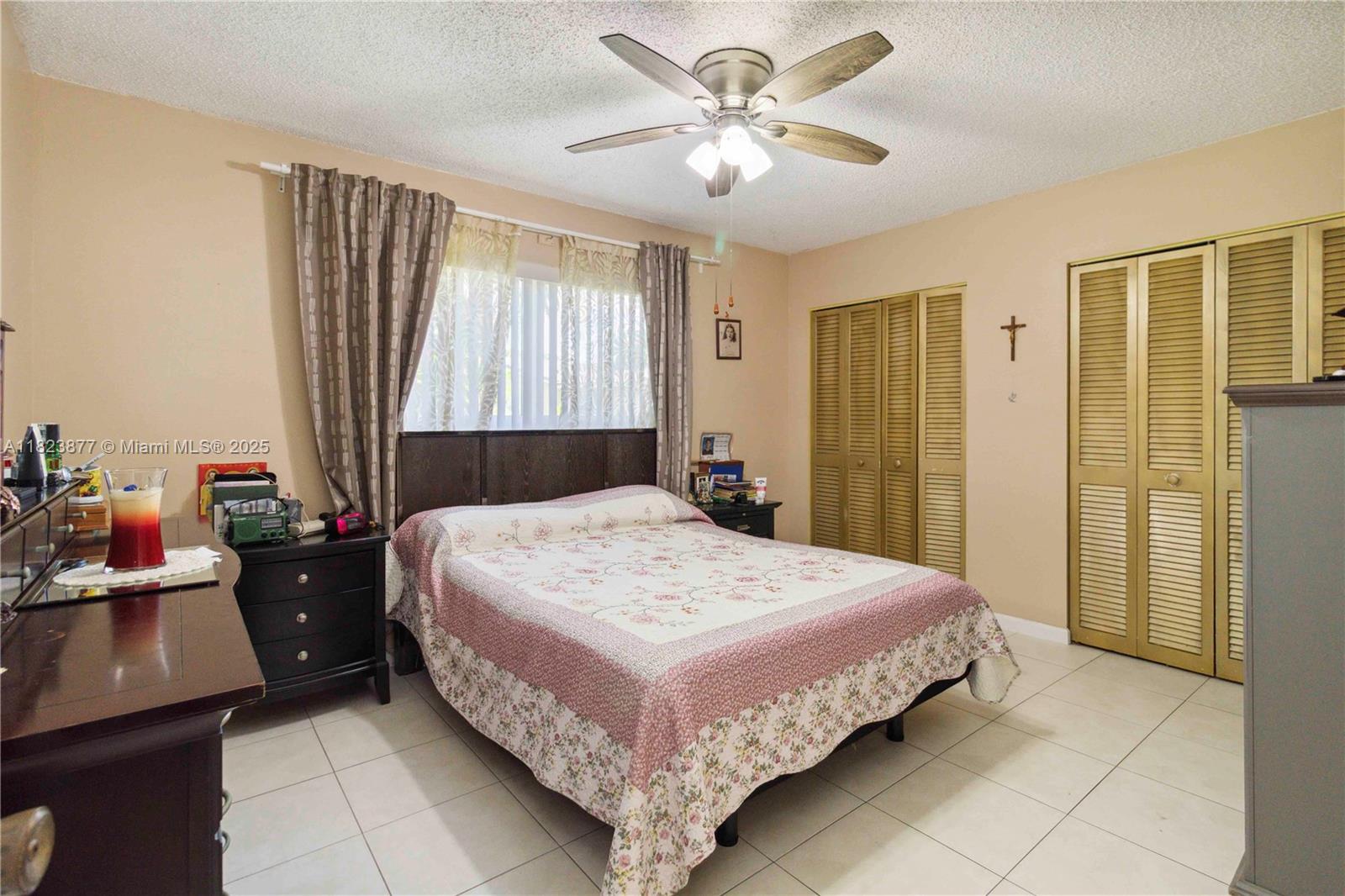 11301 NW 39th St