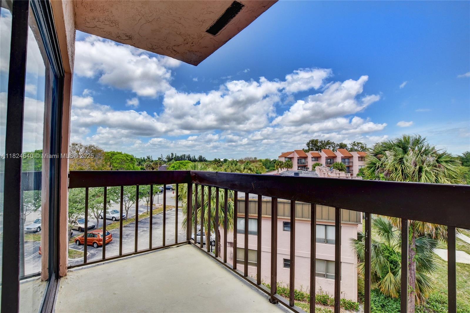 1750 N Congress Ave # 401