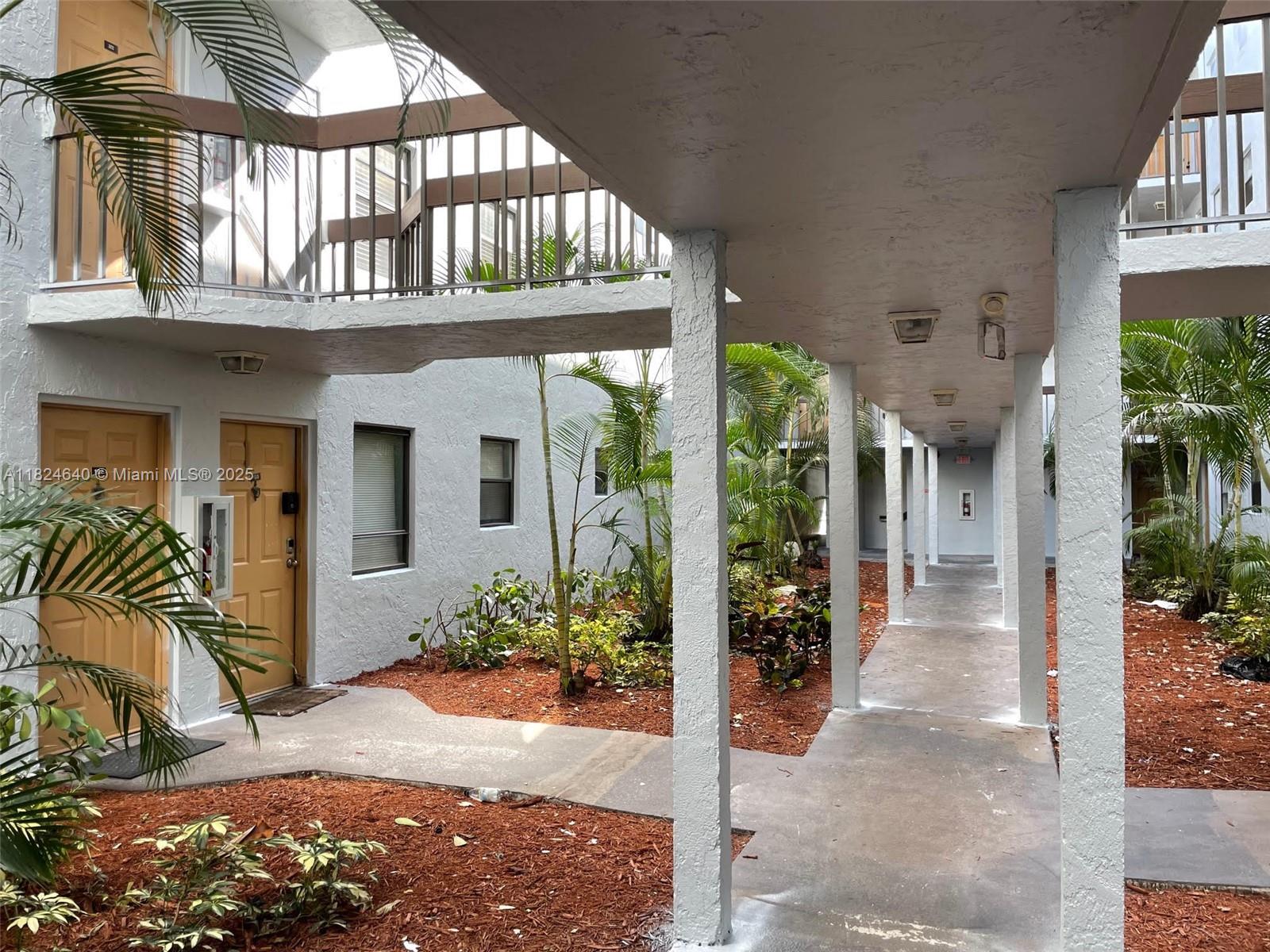 1750 N Congress Ave # 401