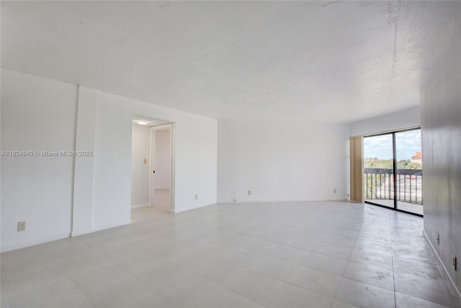 1750 N Congress Ave # 401