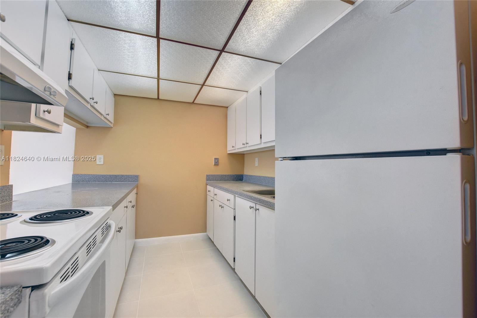 1750 N Congress Ave # 401