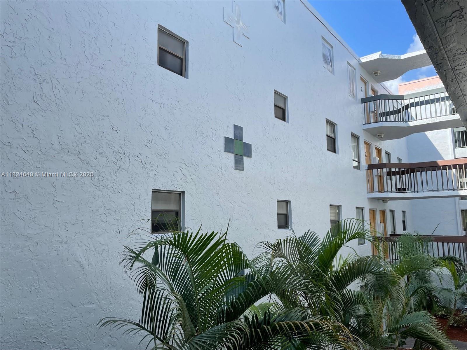 1750 N Congress Ave # 401