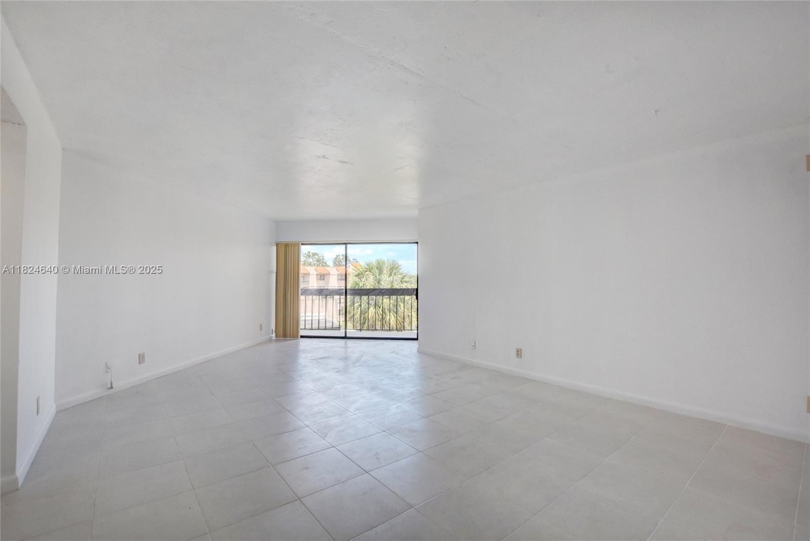 1750 N Congress Ave # 401