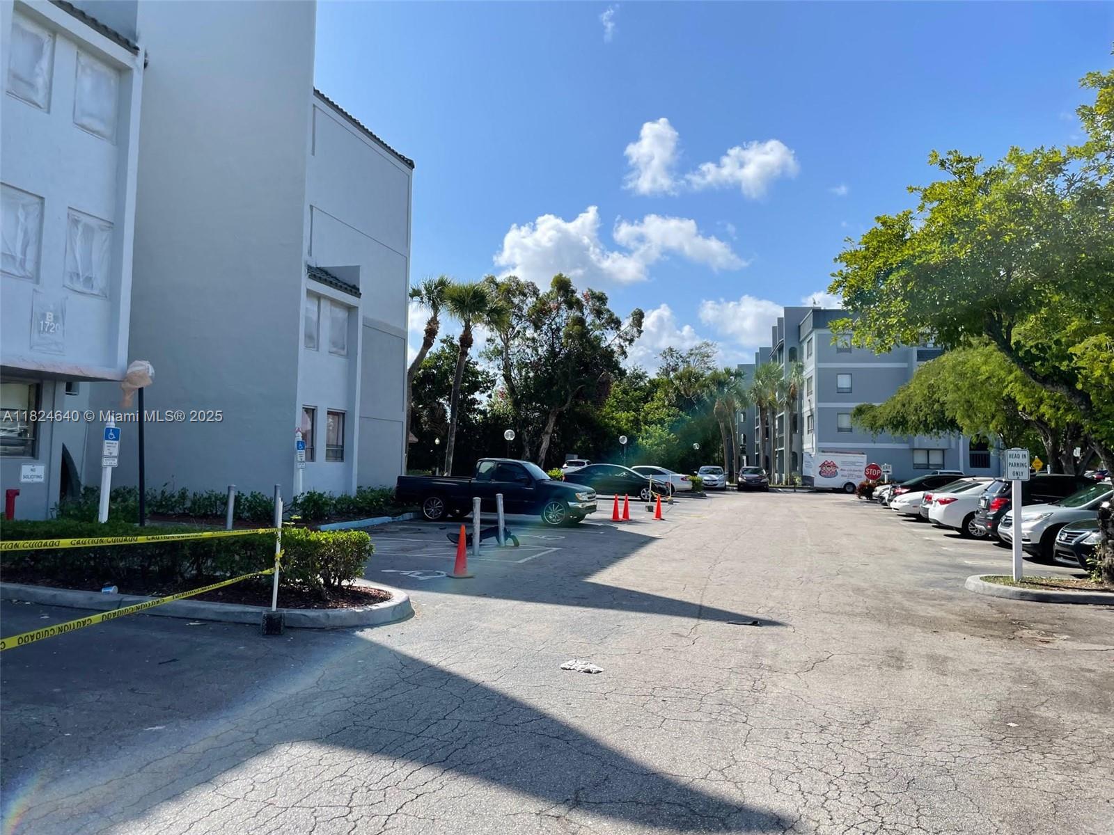 1750 N Congress Ave # 401