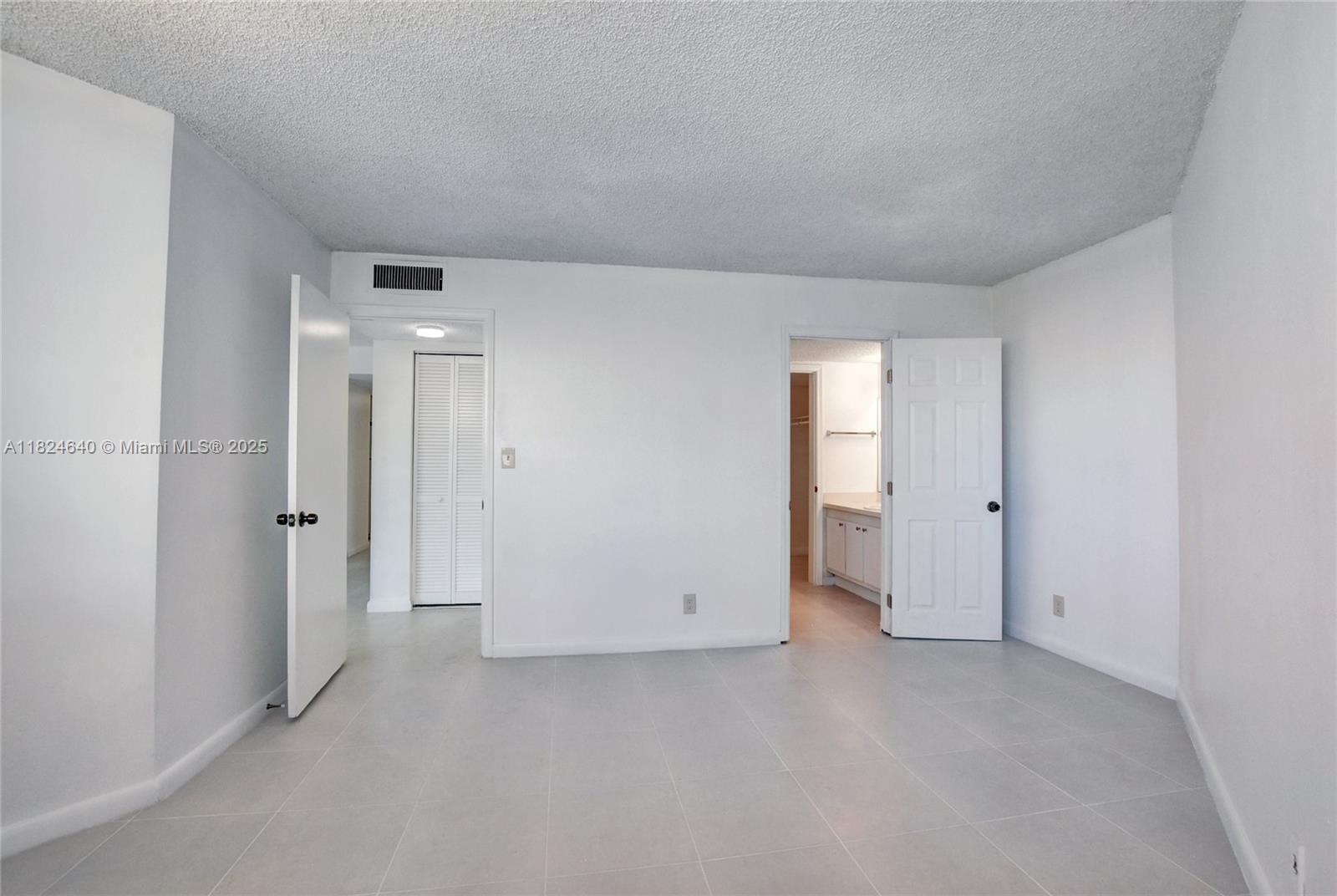 1750 N Congress Ave # 401