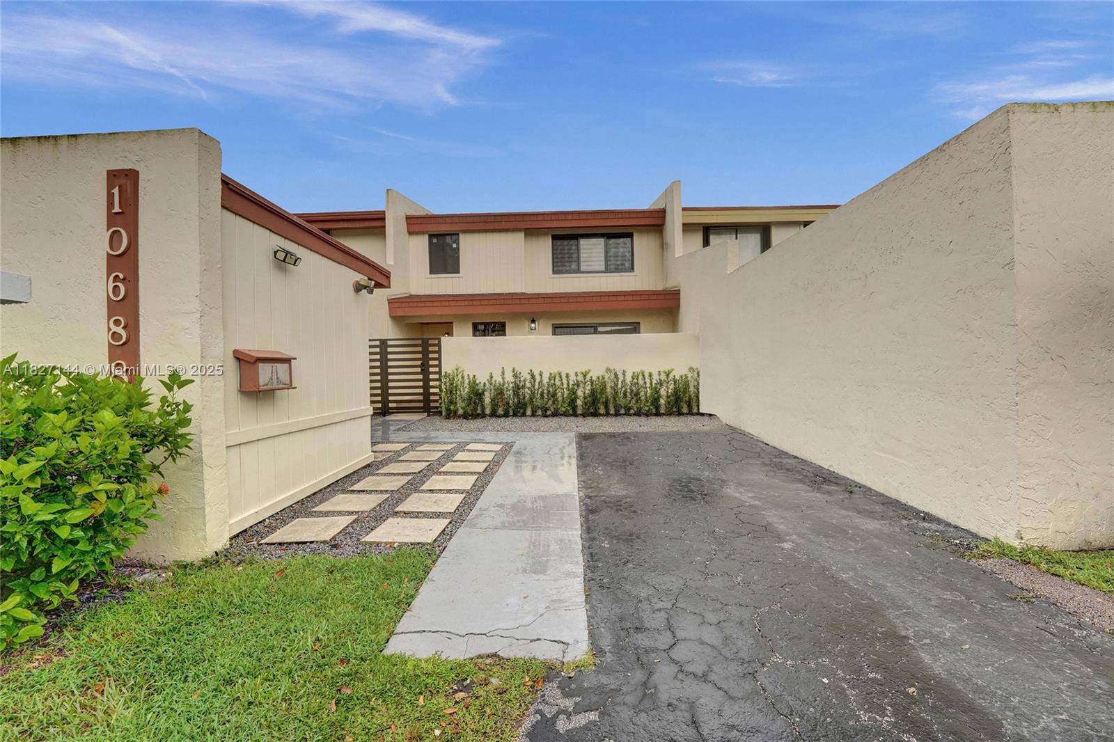 10688 SW 76th Ter # 0