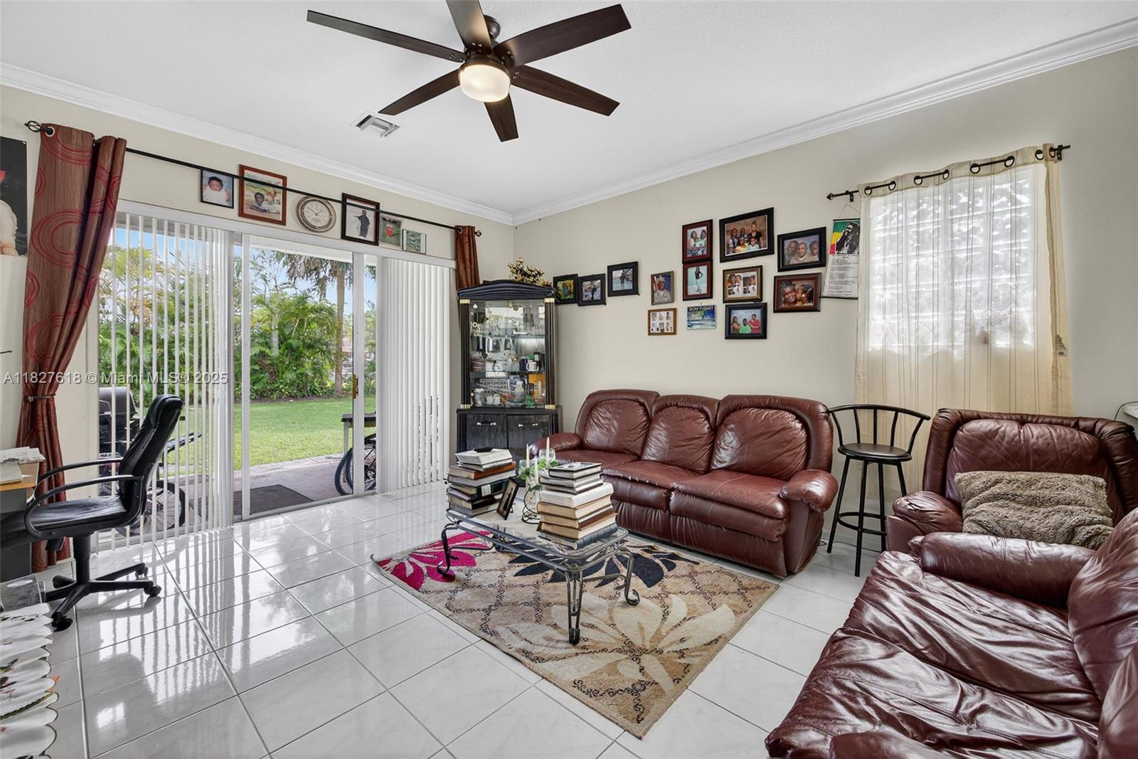 7095 E Tropical Way