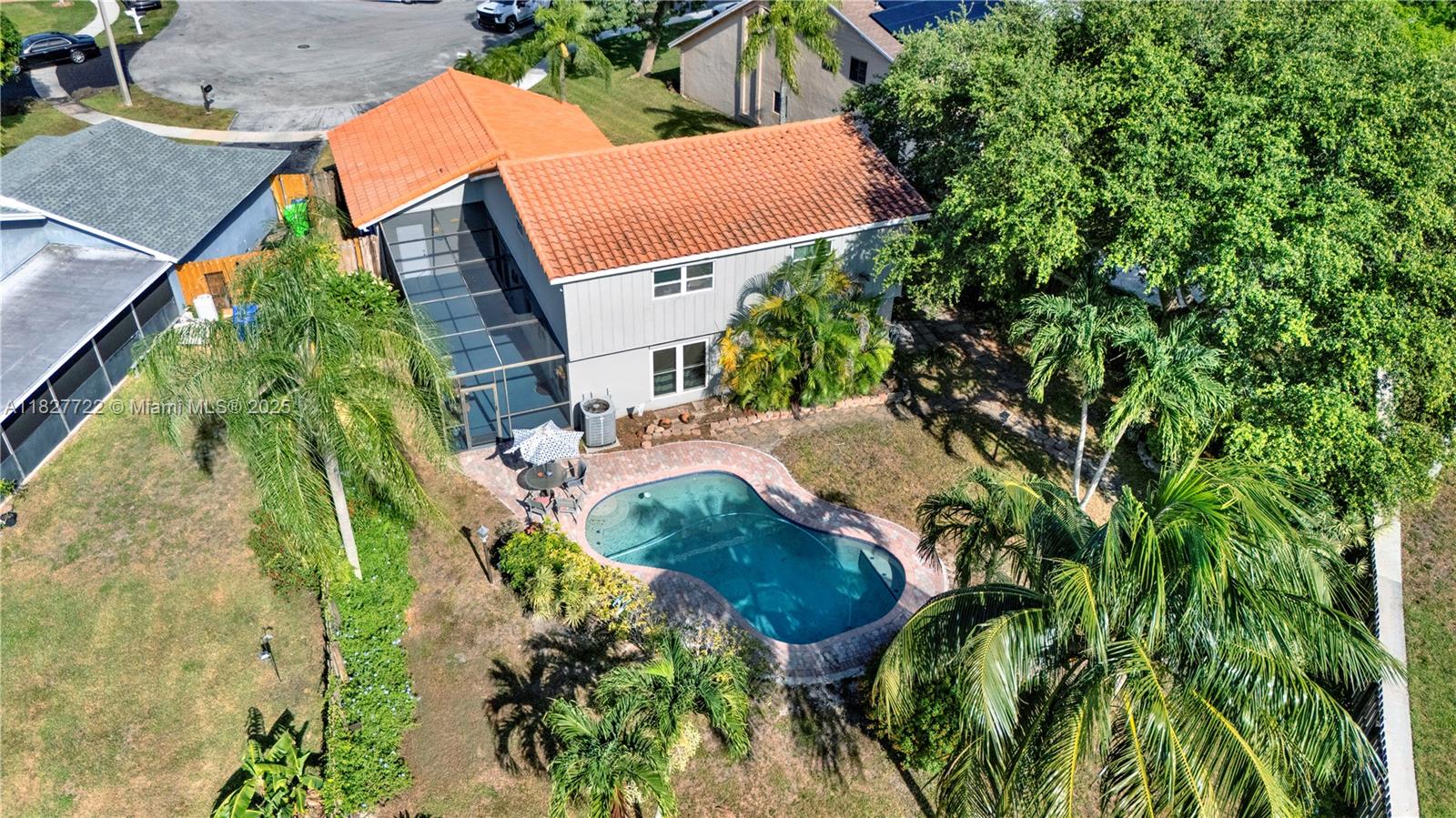 9381 NW 41st Pl