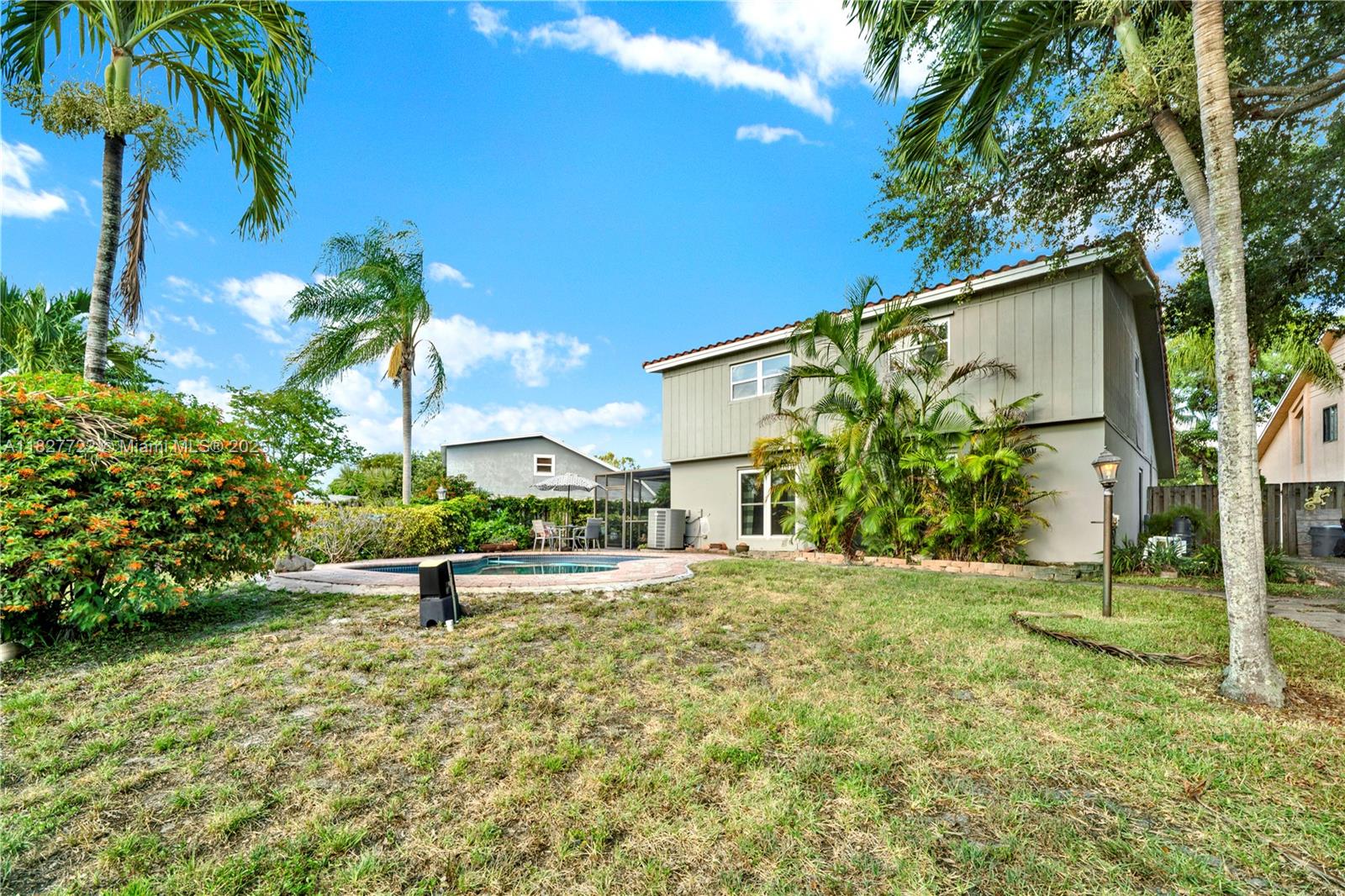 9381 NW 41st Pl