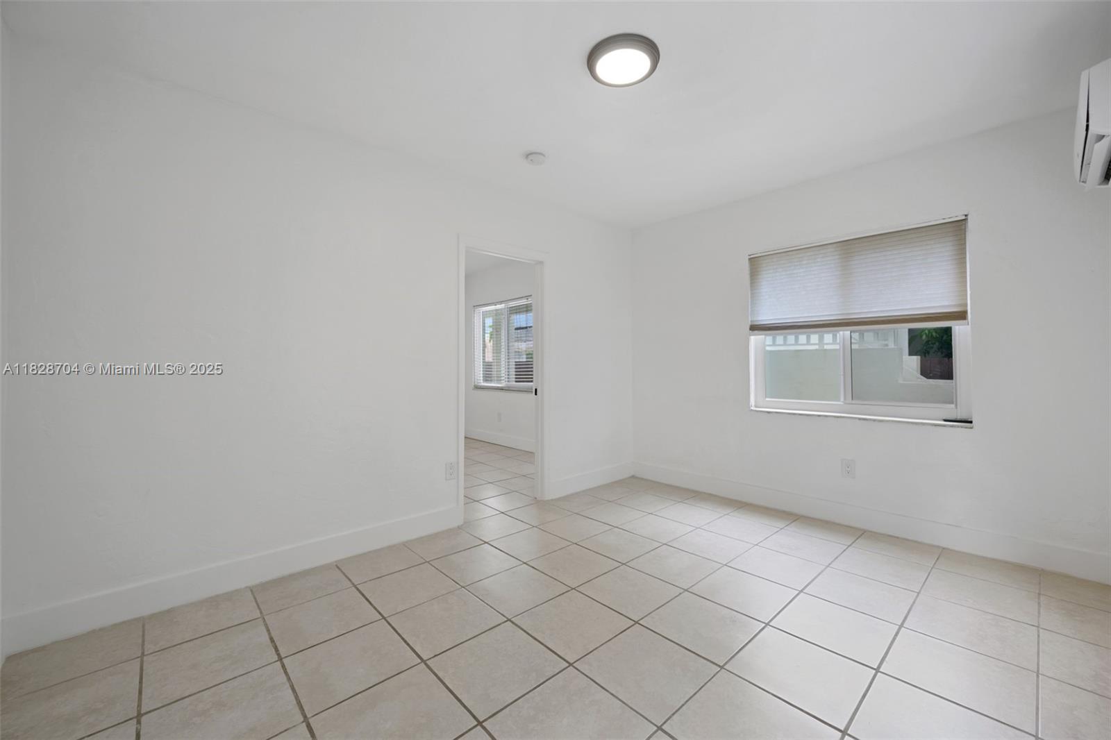550 NE 82nd Ter # 4