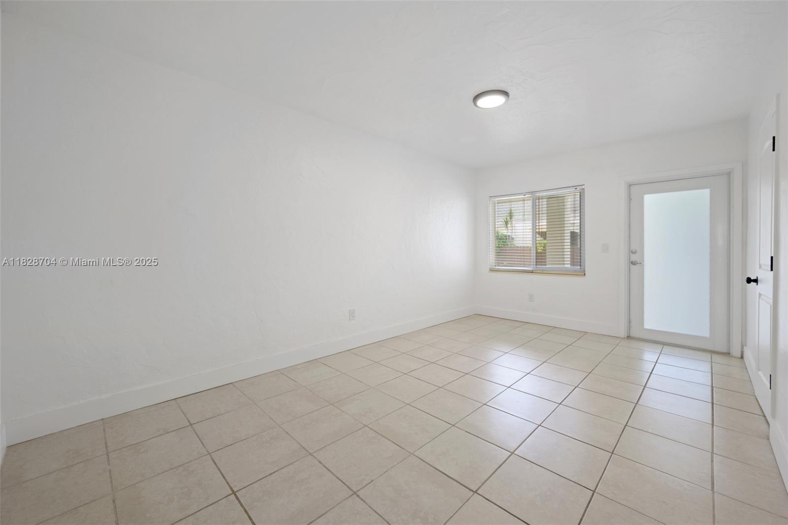 550 NE 82nd Ter # 4