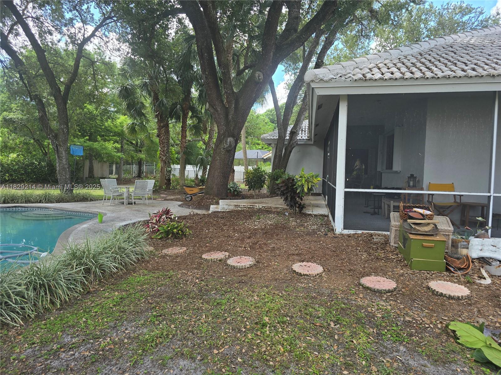 4960 NW 65th Ave