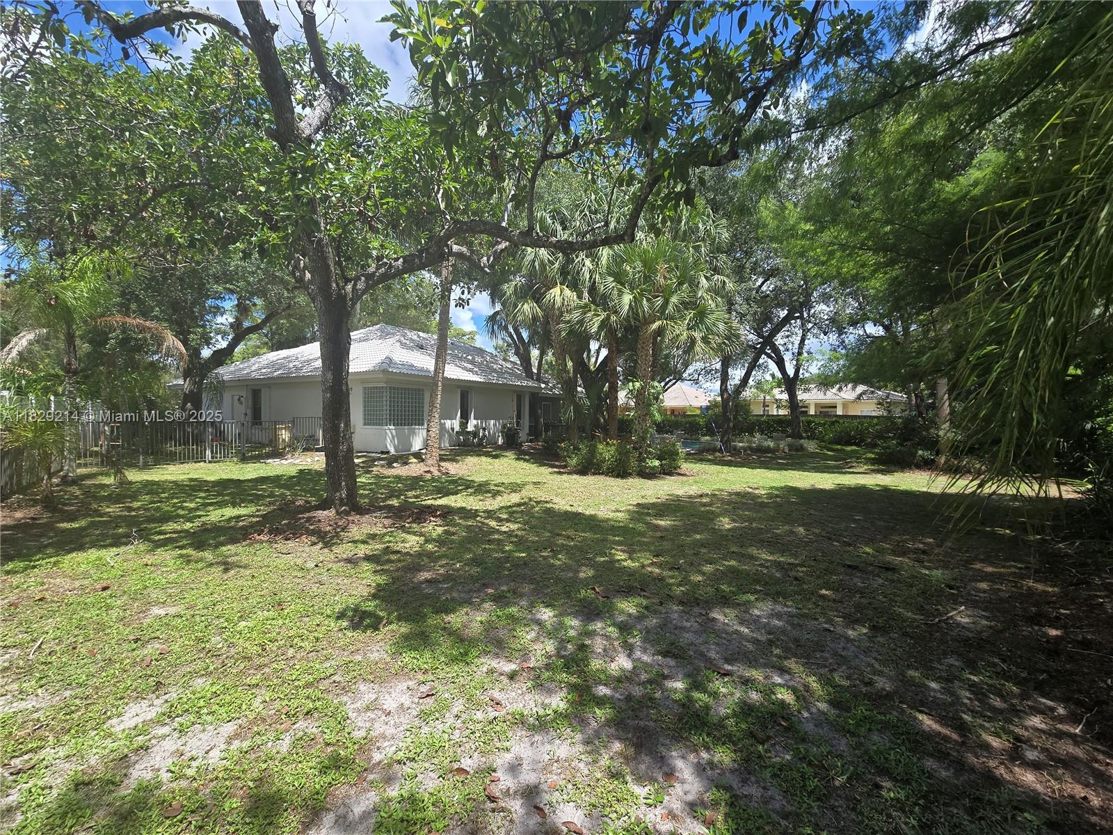 4960 NW 65th Ave
