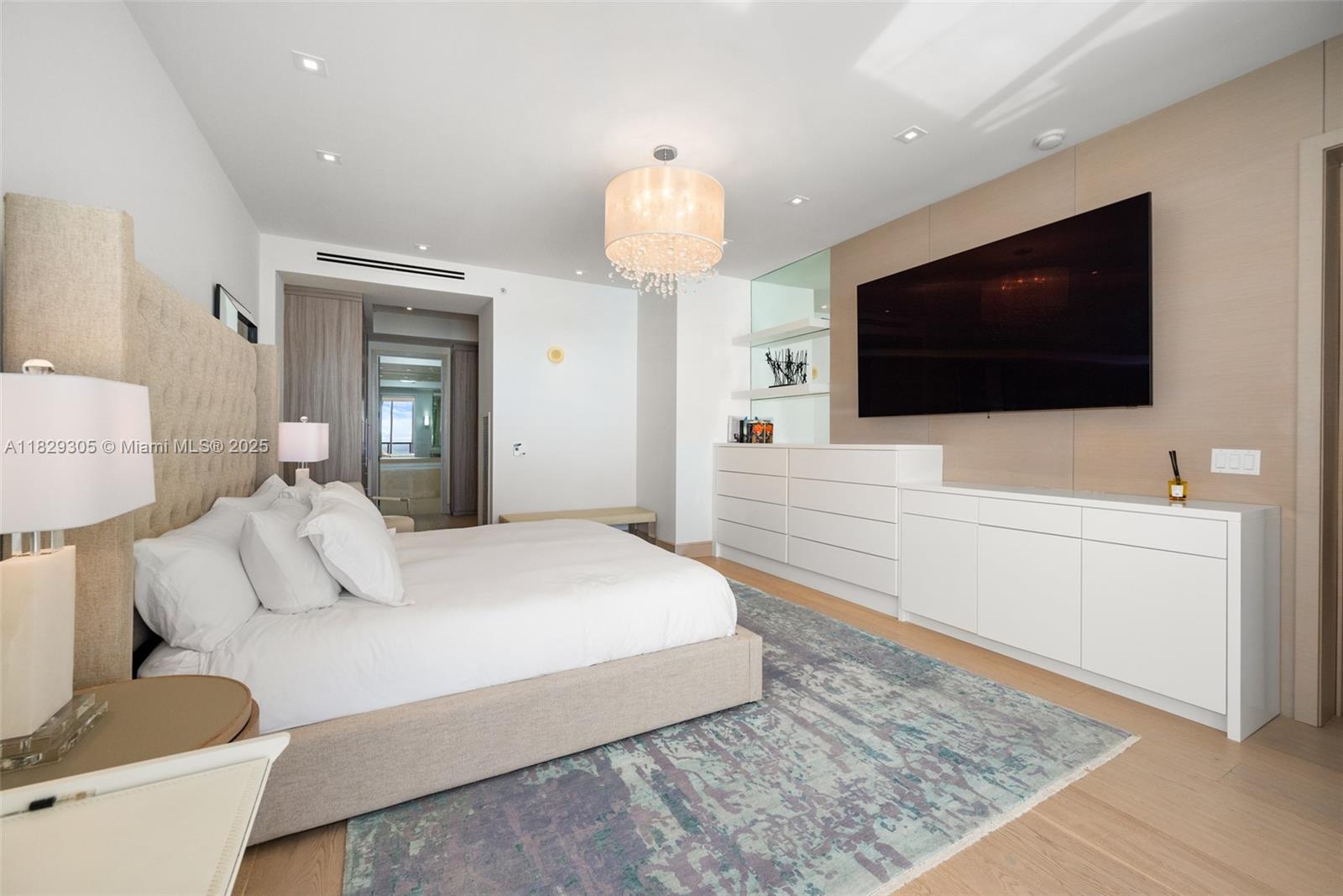 9703 Collins Ave Unit: PH12