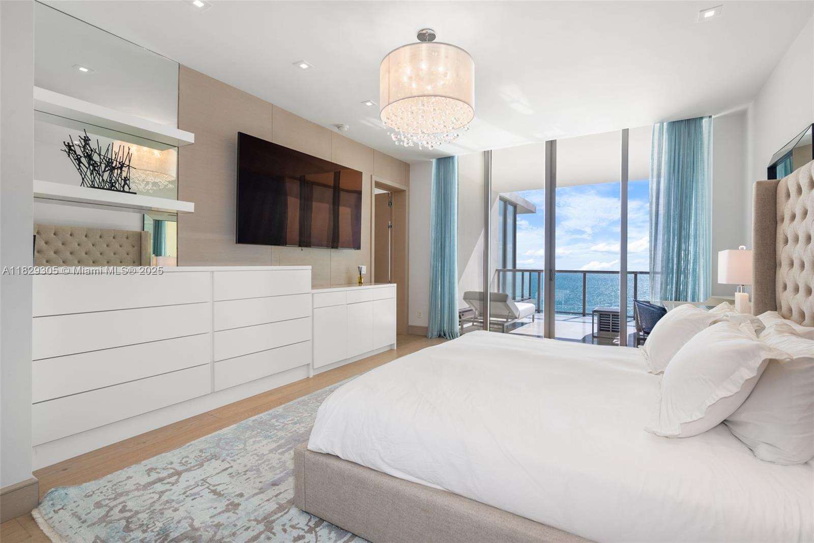 9703 Collins Ave Unit: PH12