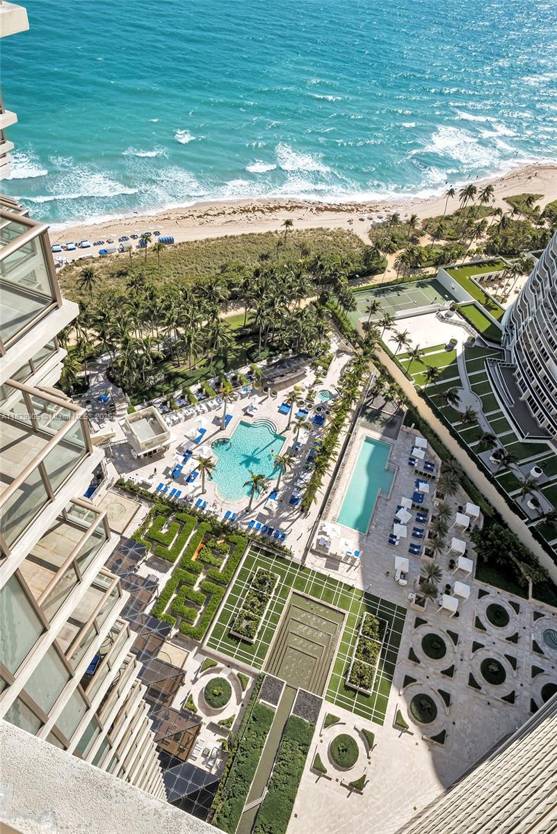 9703 Collins Ave Unit: PH12