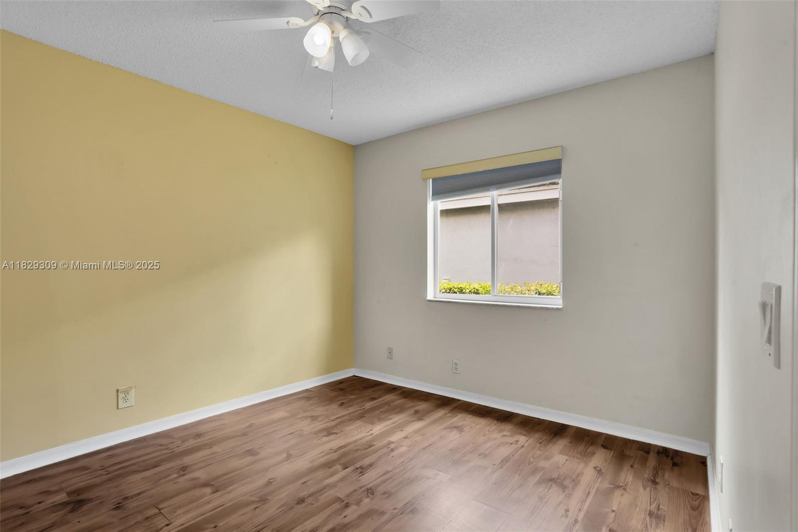 1153 Areca Way