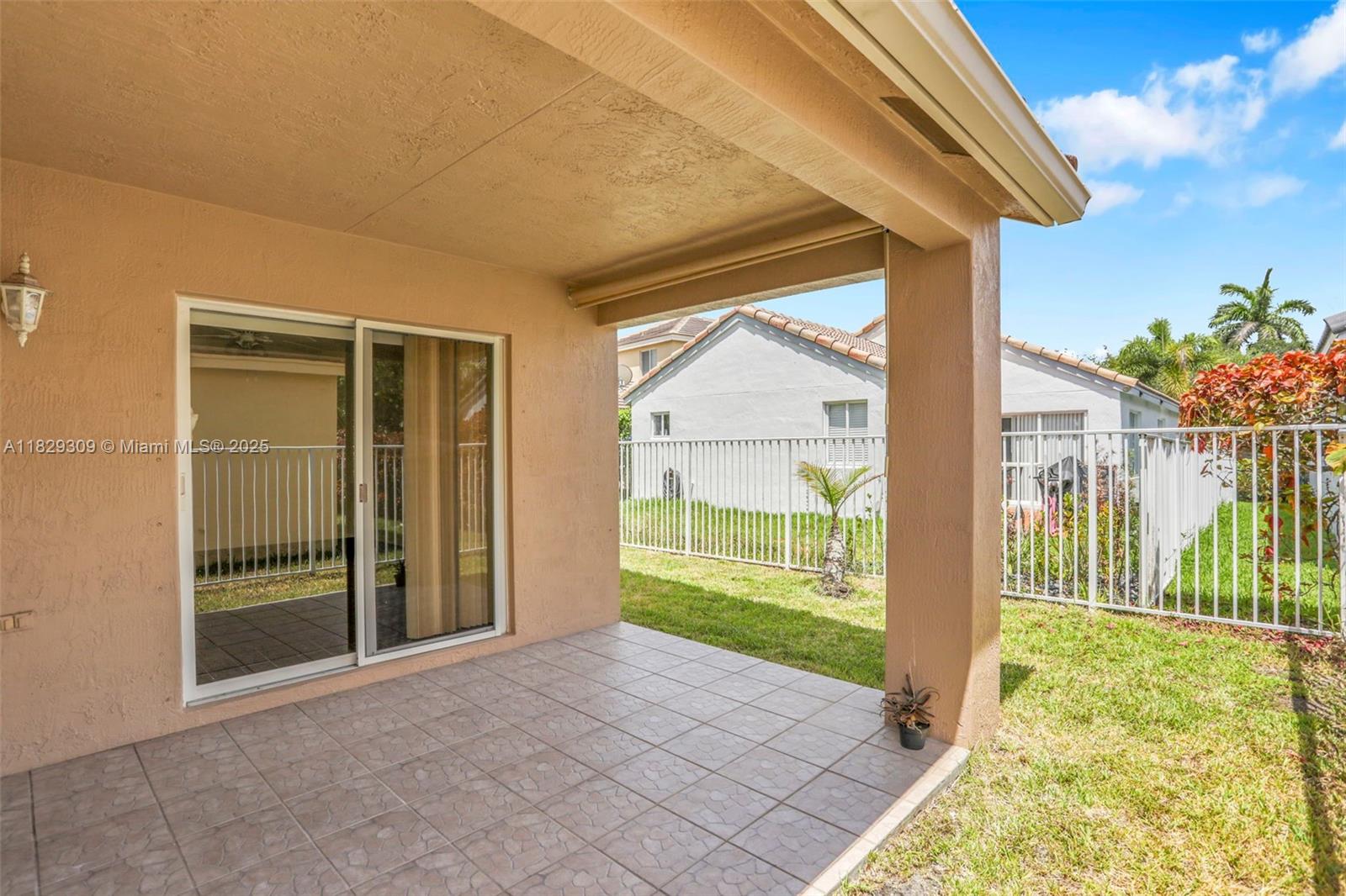 1153 Areca Way