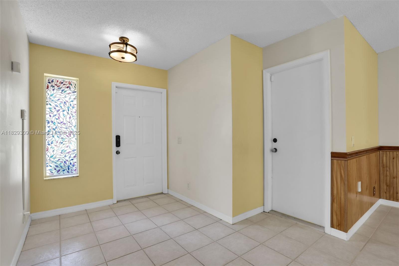 1153 Areca Way